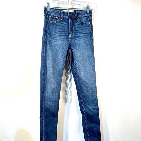 HOLLISTER SUPER SKINNY HIGH RISE JEANS 3L - Picture 3 of 7
